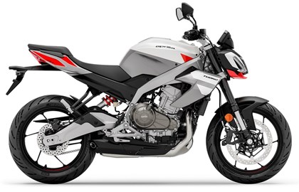 Leihmotorrad Aprilia Tuono 457