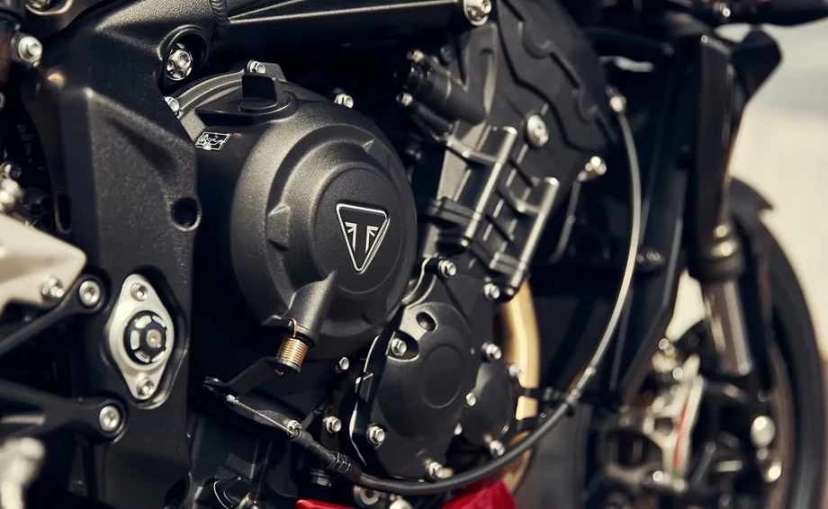 Verleihmotorrad Triumph Street Triple 765 RS vom Händler Motorrad-Shop Kuhnert Bild 11: Verleihmotorrad Triumph Street Triple 765 RS vom Händler Motorrad-Shop Kuhnert