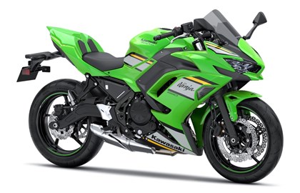 Leihmotorrad Kawasaki Ninja 650