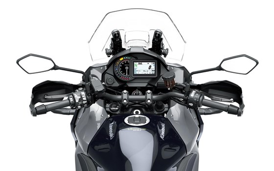 Verleihmotorrad Kawasaki Versys 1100 SE vom Händler Motorrad-HOLZNER - Bild 3 Verleihmotorrad Kawasaki Versys 1100 SE vom Händler Motorrad-HOLZNER - Bild 3