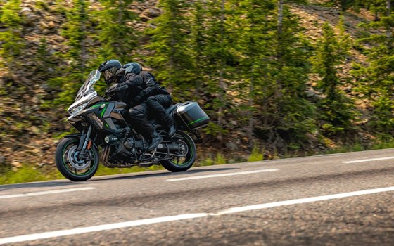 Verleihmotorrad Kawasaki Versys 1100 SE vom Händler Motorrad-HOLZNER - Bild 14 Verleihmotorrad Kawasaki Versys 1100 SE vom Händler Motorrad-HOLZNER - Bild 14