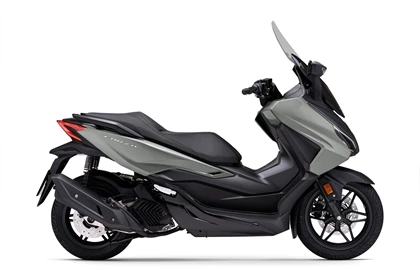 Leihmotorrad Honda Forza 125 Leihmotorrad Honda Forza 125