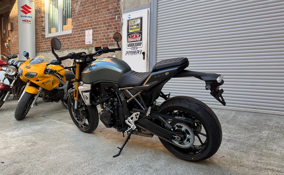 Verleihmotorrad Suzuki GSX-8T vom Händler H&K Motorsport Bild 5: Verleihmotorrad Suzuki GSX-8T vom Händler H&K Motorsport