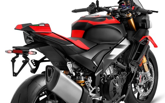 Verleihmotorrad Aprilia Tuono V4 1100 Factory vom Händler derMotorradladen.de by Exakta GmbH - Bild 4 Verleihmotorrad Aprilia Tuono V4 1100 Factory vom Händler derMotorradladen.de by Exakta GmbH - Bild 4