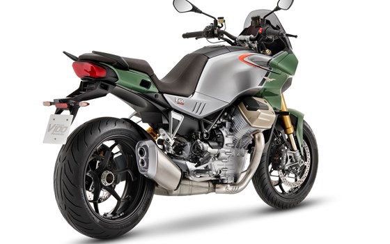 Verleihmotorrad Moto Guzzi V100 Mandello S vom Händler derMotorradladen.de by Exakta GmbH - Bild 3 Verleihmotorrad Moto Guzzi V100 Mandello S vom Händler derMotorradladen.de by Exakta GmbH - Bild 3