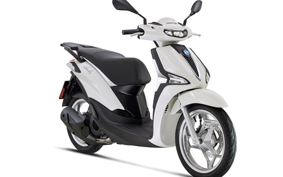 Verleihmotorrad Piaggio Liberty 125 S vom Händler derMotorradladen.de by Exakta GmbH - Bild 2 Verleihmotorrad Piaggio Liberty 125 S vom Händler derMotorradladen.de by Exakta GmbH - Bild 2