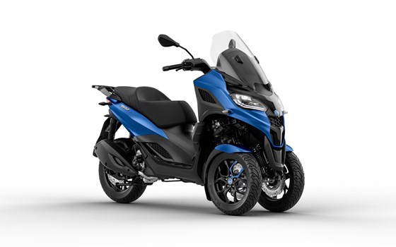 Verleihmotorrad Piaggio MP3 310 Sport vom Händler derMotorradladen.de by Exakta GmbH - Bild 1 Verleihmotorrad Piaggio MP3 310 Sport vom Händler derMotorradladen.de by Exakta GmbH - Bild 1