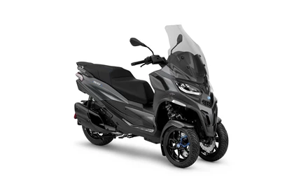 Leihmotorrad Piaggio MP3 400 Sport Leihmotorrad Piaggio MP3 400 Sport