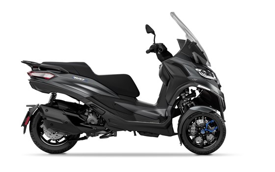 Verleihmotorrad Piaggio MP3 400 Sport vom Händler derMotorradladen.de by Exakta GmbH - Bild 3 Verleihmotorrad Piaggio MP3 400 Sport vom Händler derMotorradladen.de by Exakta GmbH - Bild 3