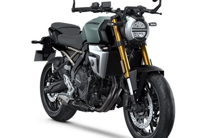 Leihmotorrad Suzuki GSX-8T