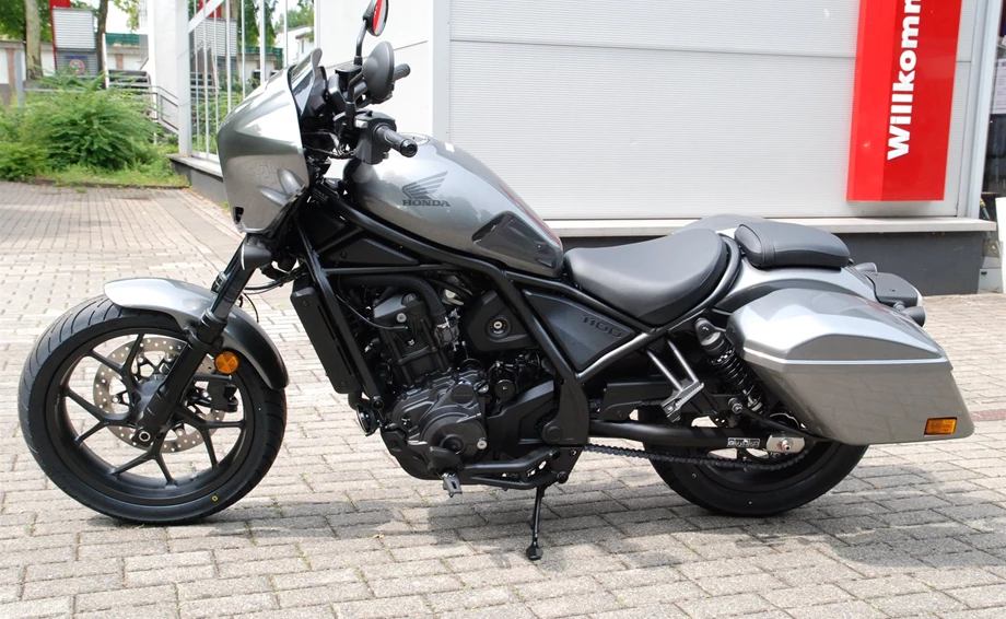 Verleihmotorrad Honda CMX1100T Rebel DCT vom Händler Motorrad Kröber Bild 7: Verleihmotorrad Honda CMX1100T Rebel DCT vom Händler Motorrad Kröber
