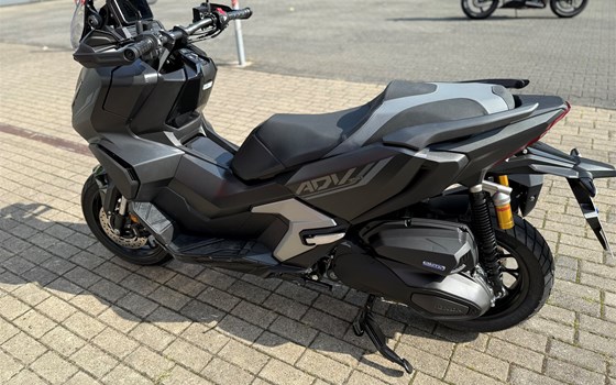 Verleihmotorrad Honda ADV350 vom Händler Motorrad Kröber - Bild 5 Verleihmotorrad Honda ADV350 vom Händler Motorrad Kröber - Bild 5