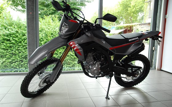 Verleihmotorrad Honda CRF300 vom Händler Motorrad Kröber - Bild 11 Verleihmotorrad Honda CRF300 vom Händler Motorrad Kröber - Bild 11