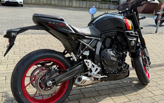 Verleihmotorrad Suzuki GSX-8TT vom Händler Motorrad Kröber - Bild 4 Verleihmotorrad Suzuki GSX-8TT vom Händler Motorrad Kröber - Bild 4