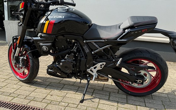 Verleihmotorrad Suzuki GSX-8TT vom Händler Motorrad Kröber - Bild 5 Verleihmotorrad Suzuki GSX-8TT vom Händler Motorrad Kröber - Bild 5