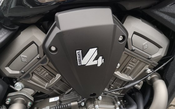 Verleihmotorrad Benda Darkflag 500i V4 vom Händler Autohaus Fritze GmbH & Co.KG   - Bild 3 Verleihmotorrad Benda Darkflag 500i V4 vom Händler Autohaus Fritze GmbH & Co.KG   - Bild 3