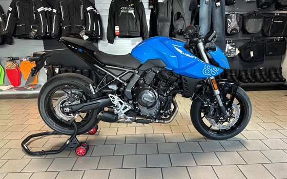 Verleihmotorrad Suzuki GSX-8S vom Händler Motorrad Matthies GmbH - Bild 1 Verleihmotorrad Suzuki GSX-8S vom Händler Motorrad Matthies GmbH - Bild 1