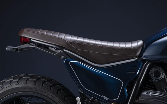 Verleihmotorrad Ducati Scrambler Nightshift vom Händler MOTO WARMUTH GMBH - Bild 4