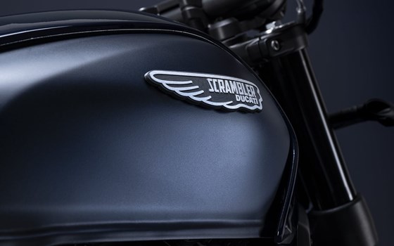 Verleihmotorrad Ducati Scrambler Nightshift vom Händler MOTO WARMUTH GMBH - Bild 9