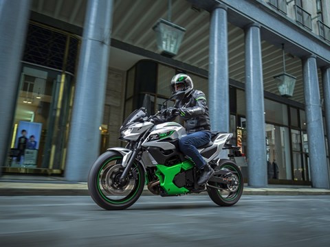 Kawasaki Z7 Hybrid