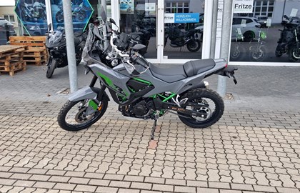 Leihmotorrad Kawasaki KLE500 SE