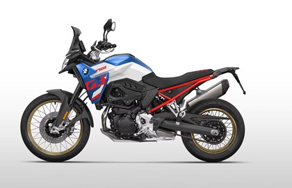Leihmotorrad BMW F 900 GS