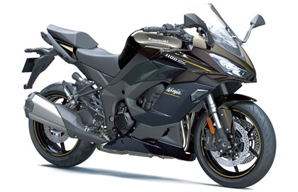 Leihmotorrad Kawasaki Ninja 1100SX