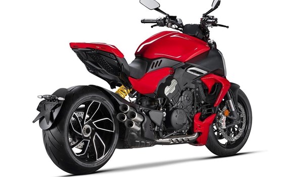 Verleihmotorrad Ducati Diavel V4 vom Händler Alex’s Bikeshop - Bild 3