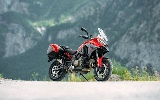 Verleihmotorrad Ducati Multistrada V4 S vom Händler Motorpark Schrembs - Bild 3