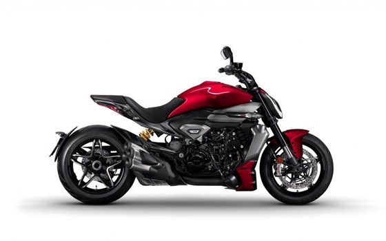 Verleihmotorrad Ducati XDiavel V4 vom Händler Motorpark Schrembs - Bild 1