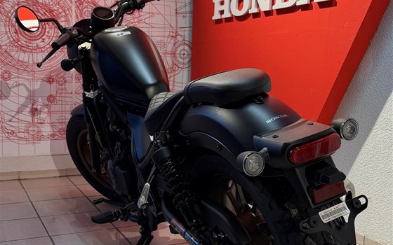 Verleihmotorrad Honda CMX500 Rebel S vom Händler Motorradhaus R. & V. Krapp OHG - Bild 4