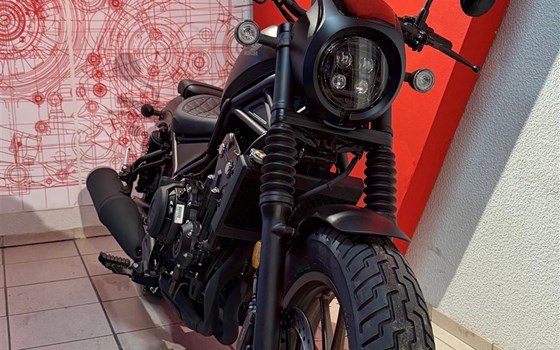 Verleihmotorrad Honda CMX500 Rebel S vom Händler Motorradhaus R. & V. Krapp OHG - Bild 3