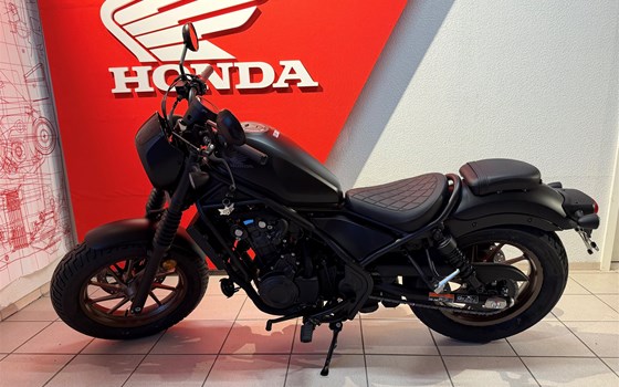 Verleihmotorrad Honda CMX500 Rebel S vom Händler Motorradhaus R. & V. Krapp OHG - Bild 2