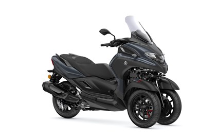 Leihmotorrad Yamaha Tricity 300