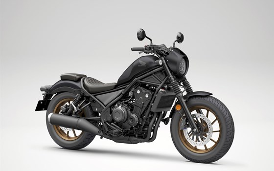 Verleihmotorrad Honda CMX500 Rebel S vom Händler Motorrad-Shop GmbH Evecan - Bild 2