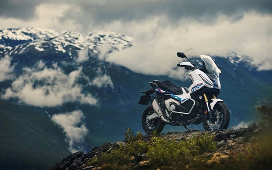 Verleihmotorrad Honda X-ADV Special Edition vom Händler Zweirad Gebhardt GmbH - Bild 6