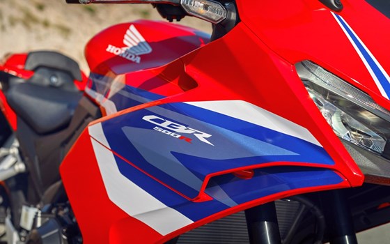 Verleihmotorrad Honda CBR500R vom Händler Motorrad Center Schmitz - Peters GmbH - Bild 21