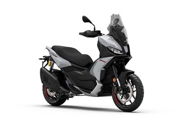 /leihmotorrad-aprilia-sr-gt-400-29370