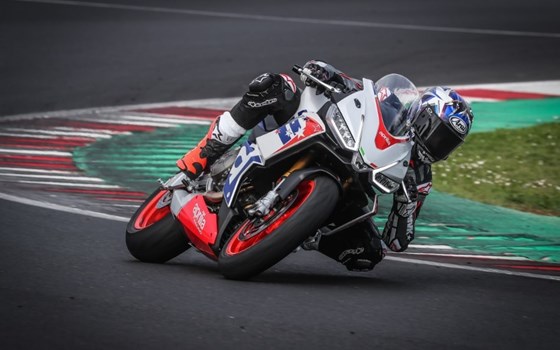 Verleihmotorrad Aprilia RS 660 Limited Edition vom Händler Harry Zager Motorräder e.K. - Bild 7