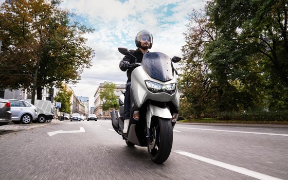 Verleihmotorrad Yamaha NMAX 125 vom Händler Motorrad Ruser - Bild 11