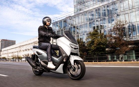 Verleihmotorrad Yamaha NMAX 125 vom Händler Motorrad Ruser - Bild 8