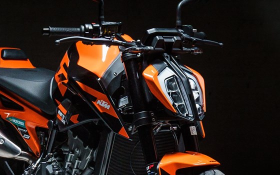 Verleihmotorrad KTM 890 Duke GP vom Händler Motorrad Ruser - Bild 6
