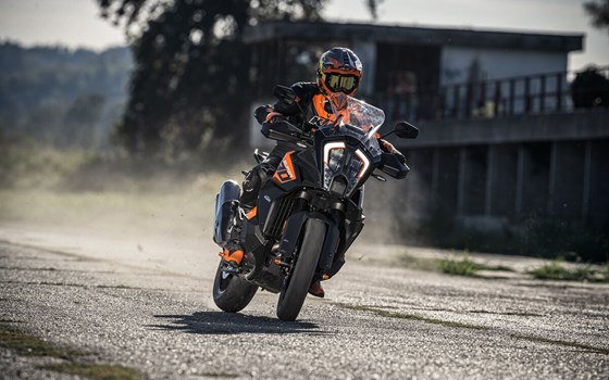 Verleihmotorrad KTM 1290 Super Adventure S vom Händler Motorrad Ruser - Bild 17