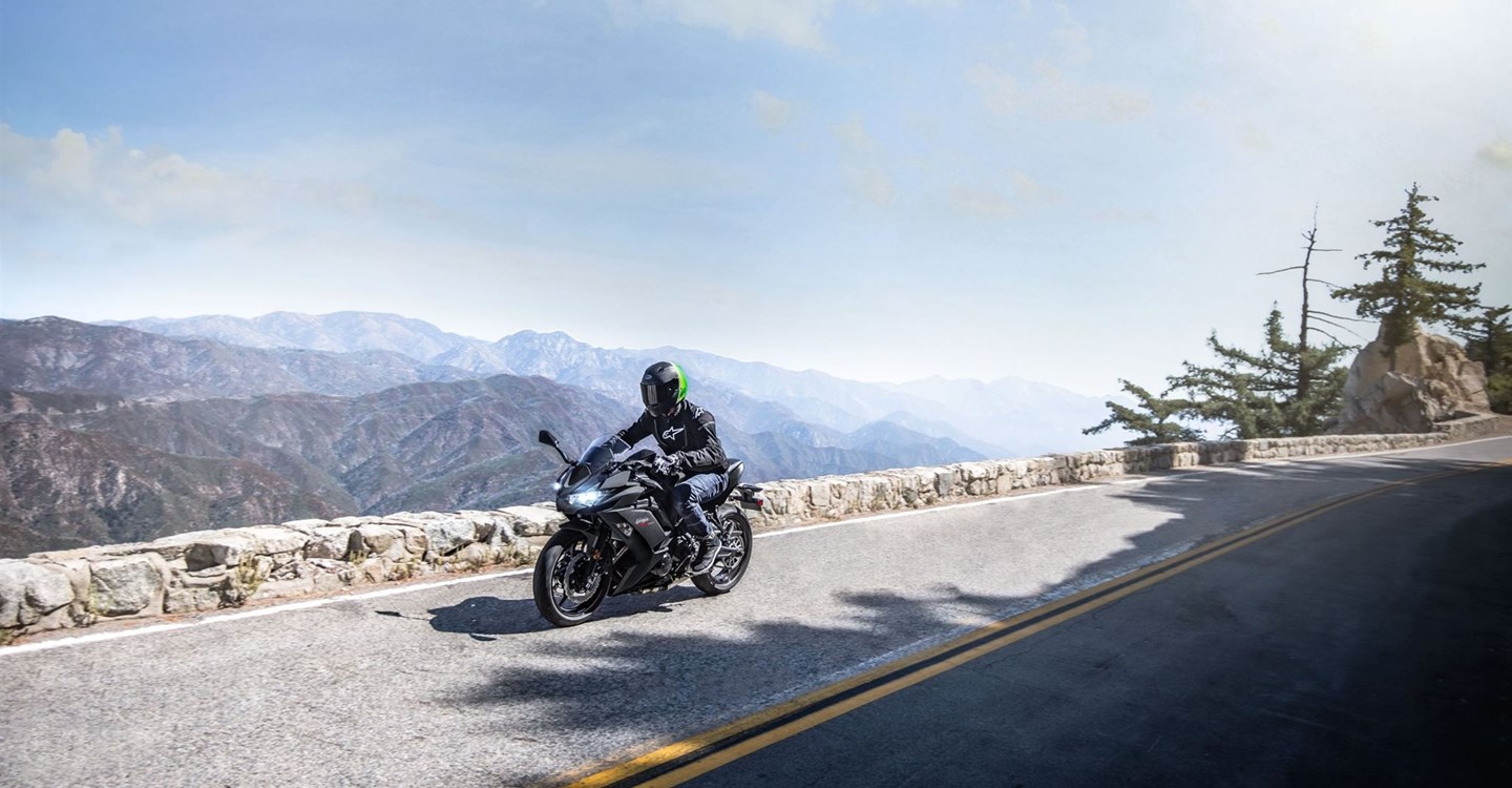 Verleihmotorrad Kawasaki Ninja 650 vom Händler Zweirad-Center Nuber GmbH