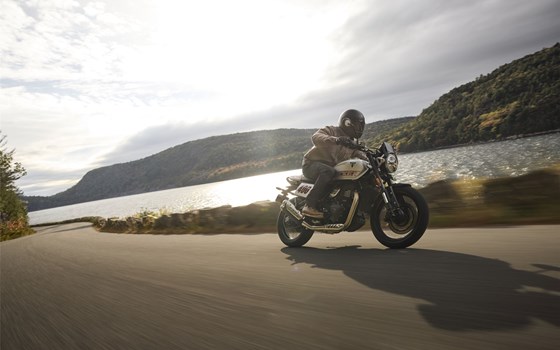 Verleihmotorrad Triumph Tracker 400 vom Händler Zweirad-Center Nuber GmbH - Bild 2