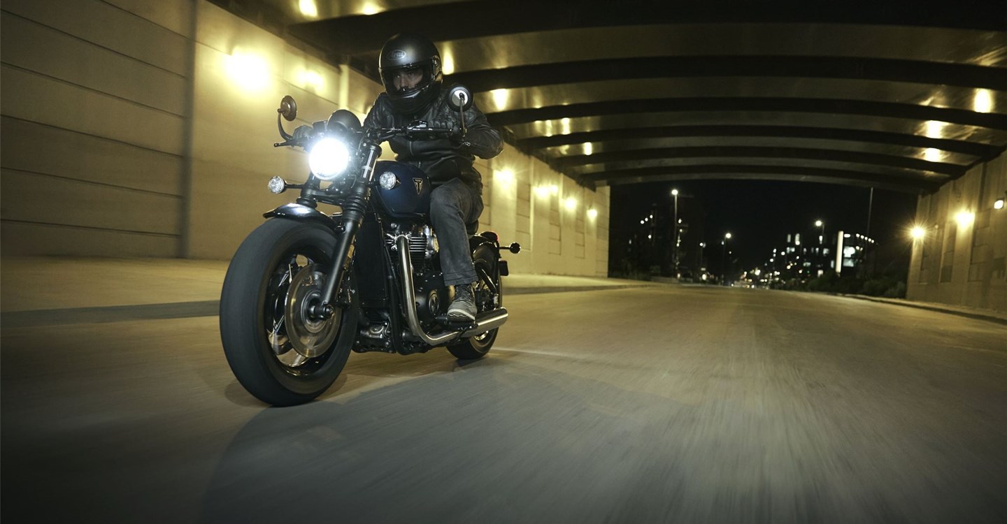 Verleihmotorrad Triumph Bonneville Bobber vom Händler Zweirad-Center Nuber GmbH
