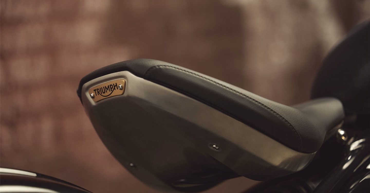 Verleihmotorrad Triumph Bonneville Bobber vom Händler Zweirad-Center Nuber GmbH