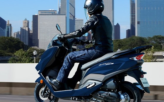 Verleihmotorrad Suzuki Burgman 125 vom Händler Motorrad Otto - Bild 3