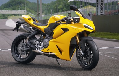 Leihmotorrad Ducati Panigale V2 S