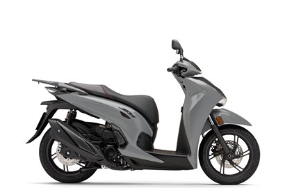 Leihmotorrad Honda SH350i